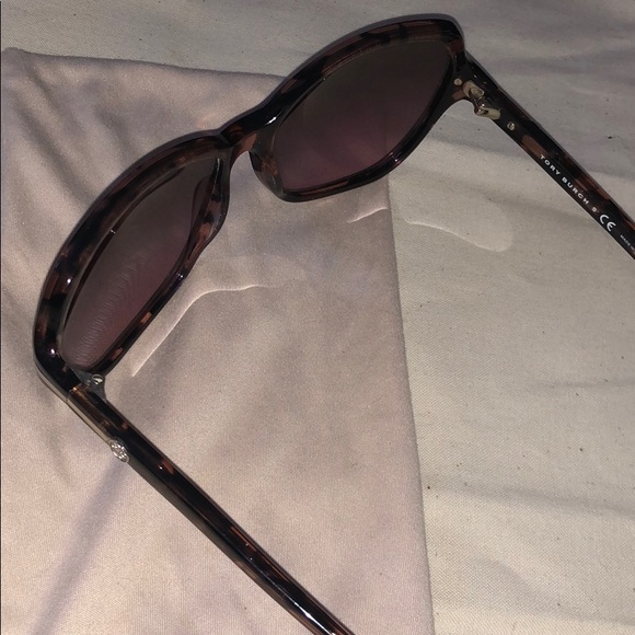 Tory Burch Brown Sunglasses - Picture 3 of 8